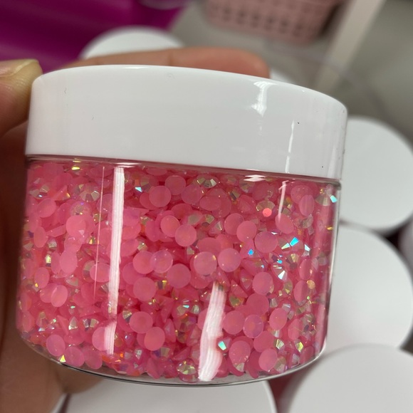 4mm rhinestones - Picture 4 of 8